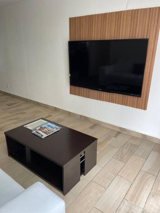 Departamento Cerca Aeropuerto, Foro Gnp, Autodromo Apartment